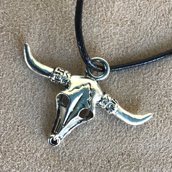 Boutique new- bull skull leather necklace cool - Picture 4 of 5